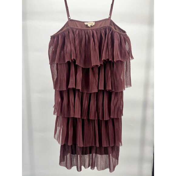 Women's Dress - Listicle by Lala Maroon Big Apple Tiered Mini Dress Size M - Picture 3 of 10